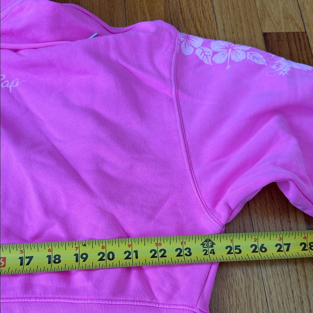 GAPxDisney Women's Lilo and Stitch Bright Pink Floral Cropped Hoodie - Picture 8 of 10